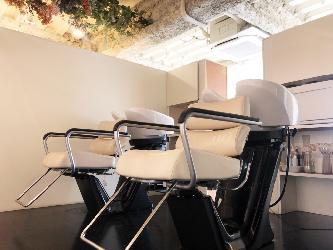 大阪市福島区の美容室nijichawヘッドスパ施術